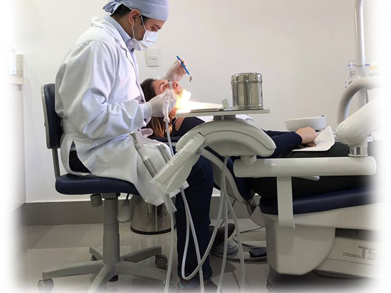 Foto 10 de Clínica Odontológica Peyró