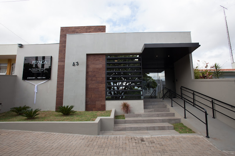 Foto 2 de Clinica Odontológica Pitanga - Dra Cláudia Romagnoli Mazur