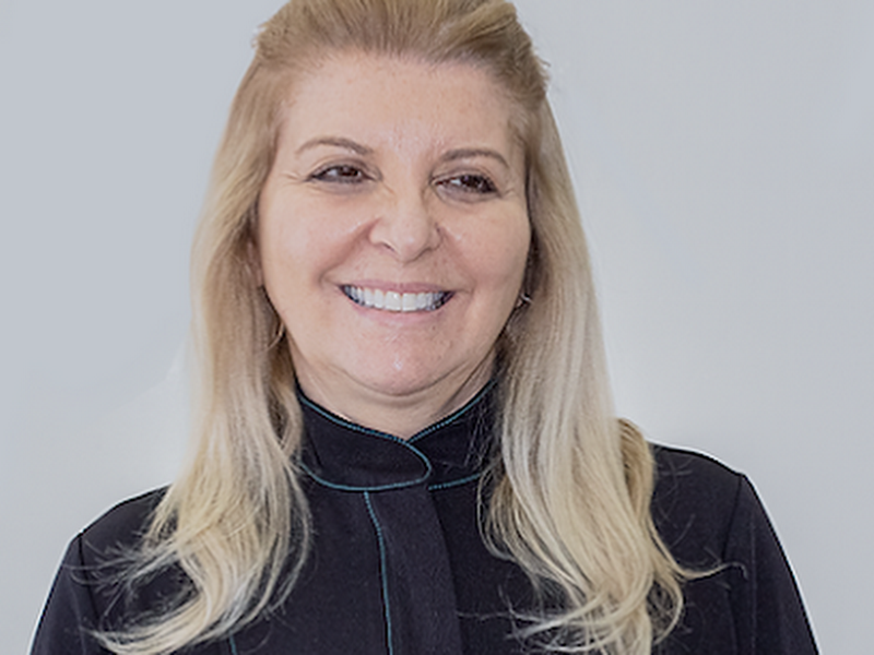 Foto de Clínica Odontológica Valéria Aniceto em Pinheiros SP, Aparelho Invisivel, Lentes de Contato Dental, Implante, Prótese