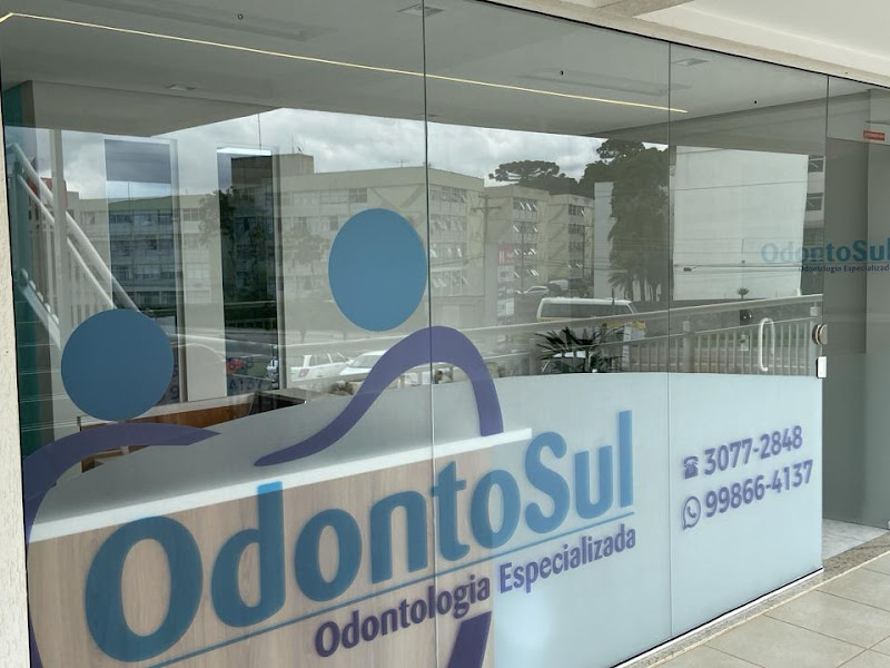 Foto de Clinica Odontosul | Implante Dentario | Ortodontia Invisivel | Prótese Dental | Curitiba