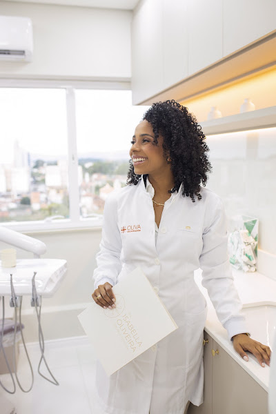 Foto 2 de Clínica Oliva Odontologia | Reabilitação Oral