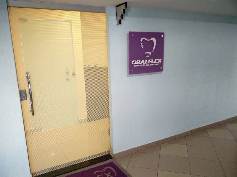 Foto 2 de CLÍNICA ORAL FLEX