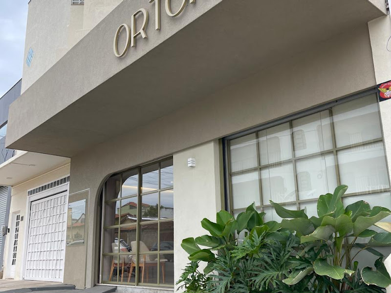 Foto 2 de Clínica Orto Implantes