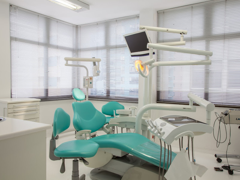 Foto 8 de Clínica Ottimi – Invisalign | Implantes | Protocolo | Clínica Odontológica | Dentista na Vila Olímpia, Itaim Bibi e Moema