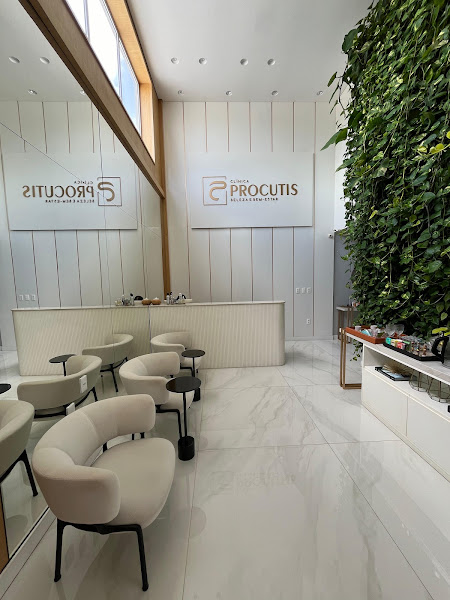Foto 2 de Clínica ProCutis, Dra Nathasha Gelelaite