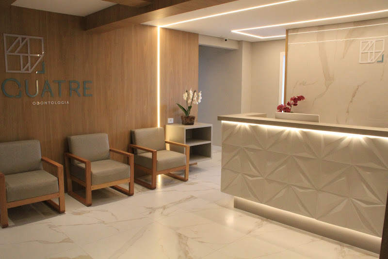 Foto 2 de Clinica Quatre Odontologia