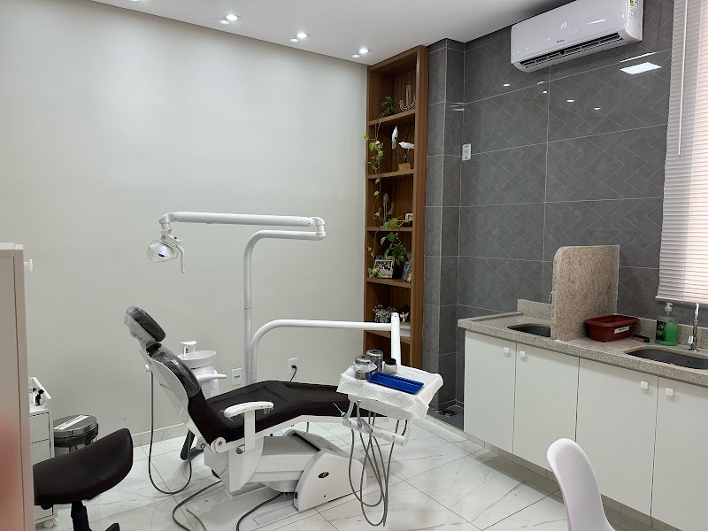 Foto 3 de Clínica Real Odonto | Dr. João Paulo | Clareamento dentário| Aparelho dentário | Restauração | Protése | Facetas