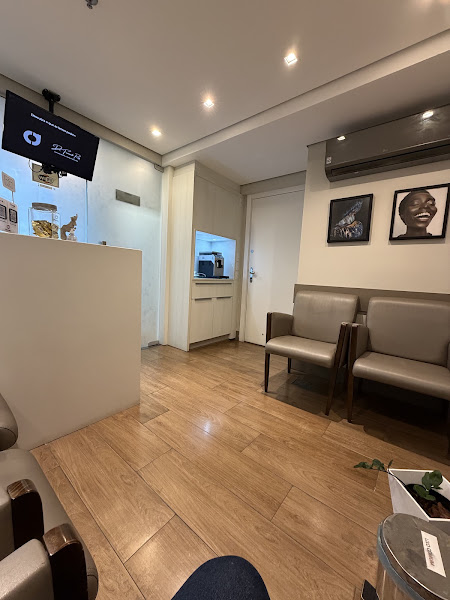 Foto 2 de Clínica Reis Odontologia Especializada - EPAO 4779