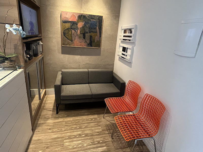 Foto 2 de Clinica Rothier Odontologia Integrada Invisalign Ipanema.