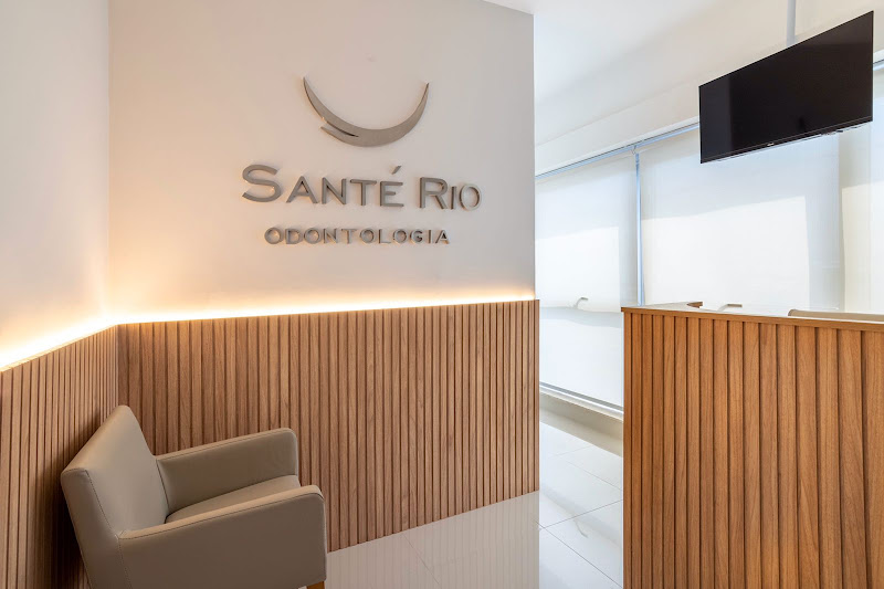 Foto 2 de Clínica Santé Rio - Odontologia, Invisalign e Odontopediatria