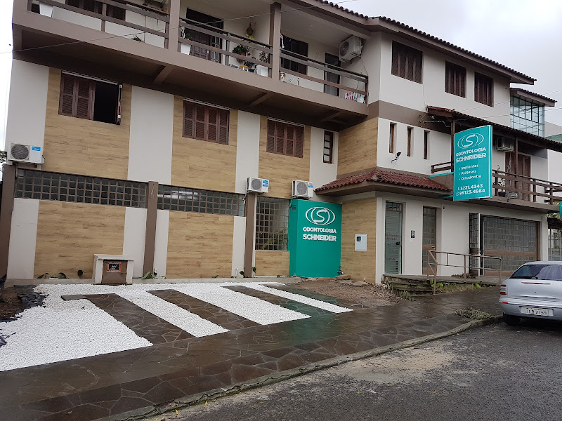 Foto 2 de Clínica Schneider