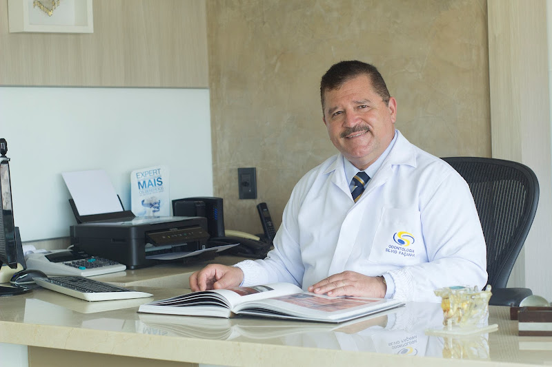 Foto 2 de Clínica Sílvio Façanha - Odontologia e Nutrição