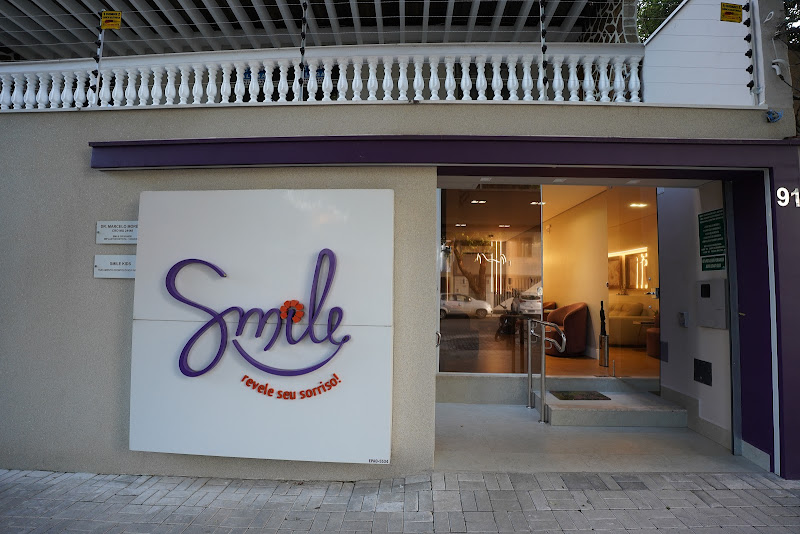 Foto 2 de Clínica Smile - Reabilitação Oral e Odontopediatria - Revele seu sorriso!