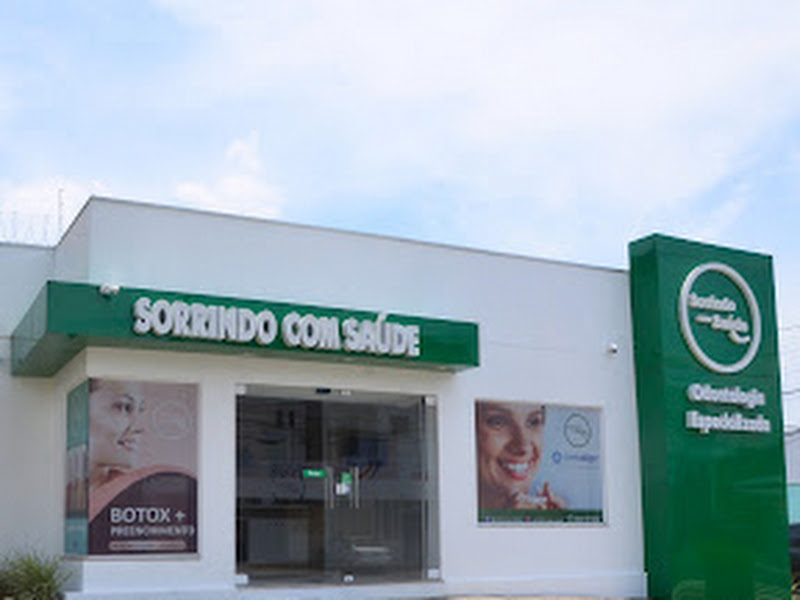 Foto 6 de Clínica Sorrindo Odontologia Estética Invisalign Implante Dentário Lentes Contato Dental Botox Ronco Apneia ATM