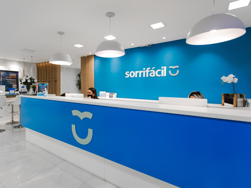 Foto 7 de Clínica Sorrindo Odontologia Estética São Leopoldo Invisalign Implante Dentário Lente Contato Dental Botox Ronco Apneia