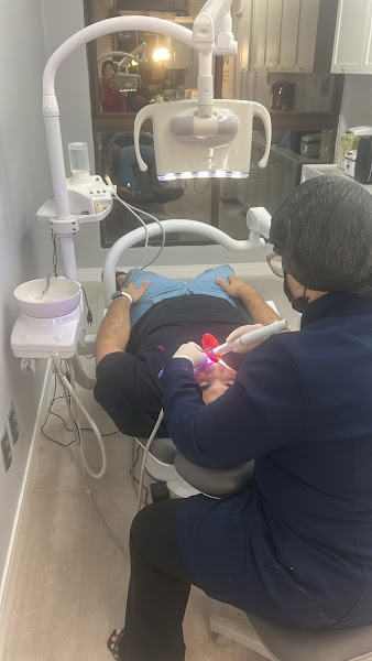 Foto 2 de Clínica Staurare - Dentista Bancários