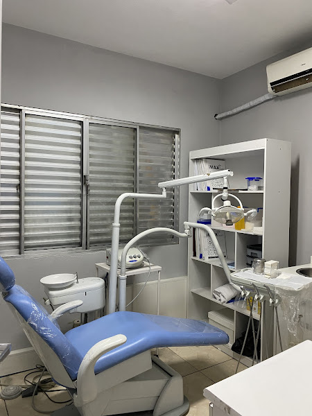 Foto 2 de Clínica UniSorriso - Dentista em Embu das Artes