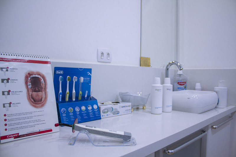 Foto 3 de Clínica Valident | Dentista em Osasco Dra. Valquiria | Neodent Implantes, Endodontia, Prótese em Osasco