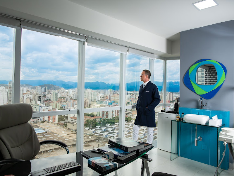 Foto 7 de Clínica Viotto Santos - Implantes dentário e Lentes de contato dental