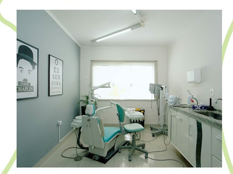 Foto 5 de Clínica Vizalle - Dentista em Franca| Implantes Dentários