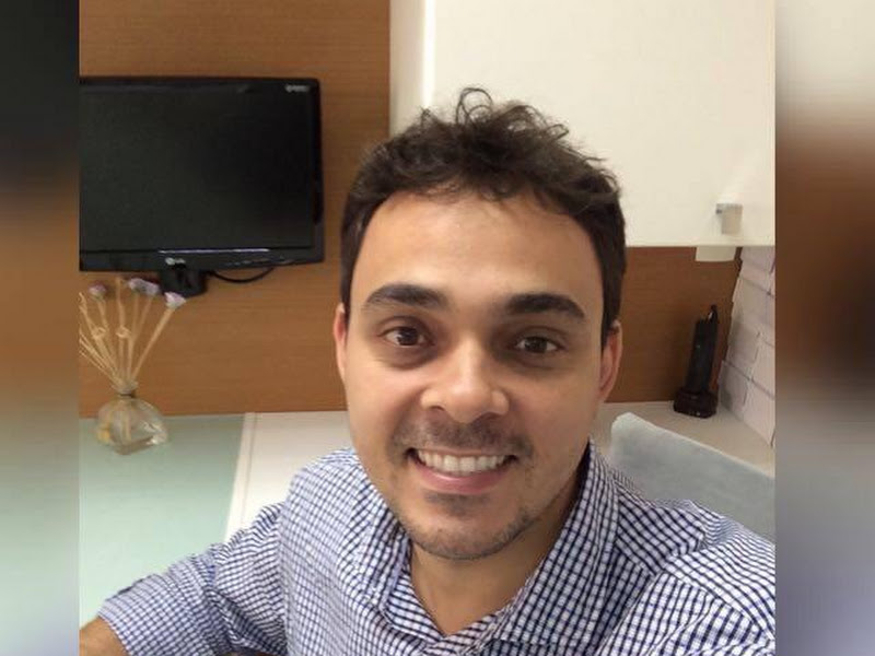 Foto 7 de Clínica Vogue Odonto Design | Dentistas: Dr. Jonas Giacomin | Dra Carla de Lacerda Montezi | Vitória - ES