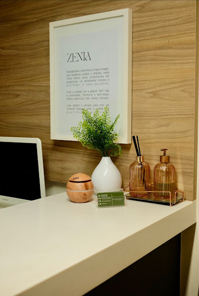 Foto 3 de CLÍNICA ZENIA - CLÍNICA ODONTOLÓGICA E MULTIDISCIPLINAR
