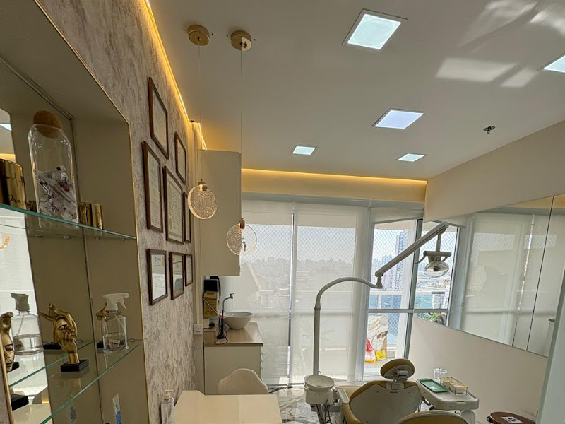 Foto 9 de Cliniorto I Dra. Carla R Nobre - Top Doctor I Excelência em Ortodontia com Alinhadores - ESTACIONAMENTO EXCLUSIVO em frente!