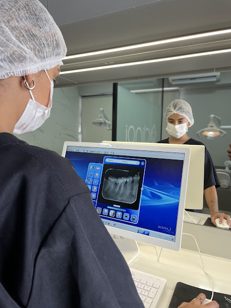 Foto 2 de Clinoi - Dentistas 24h Lauro de Freitas