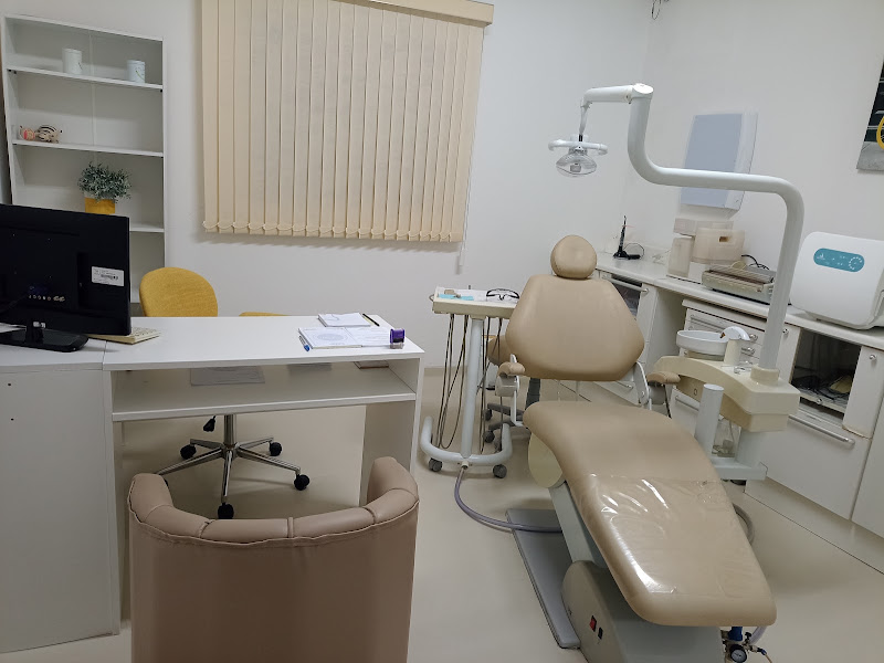 Foto 2 de CNJ Odontologia | Dentista em Taubaté