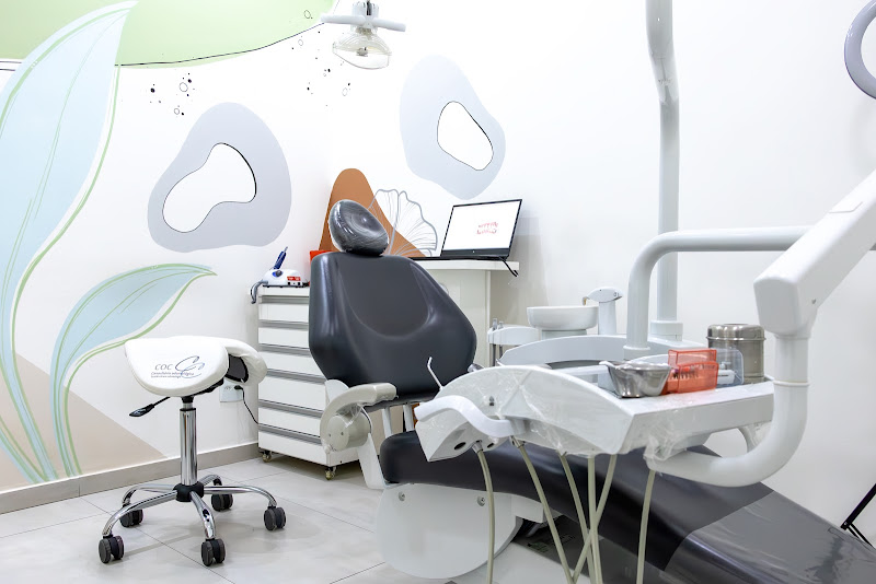 Foto 2 de COC - Consultório Odontológico Excelência em Odontologia - Dr. Ênio Ribeiro Cotrim e equipe