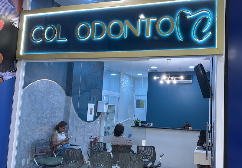 Foto 2 de COL Odonto