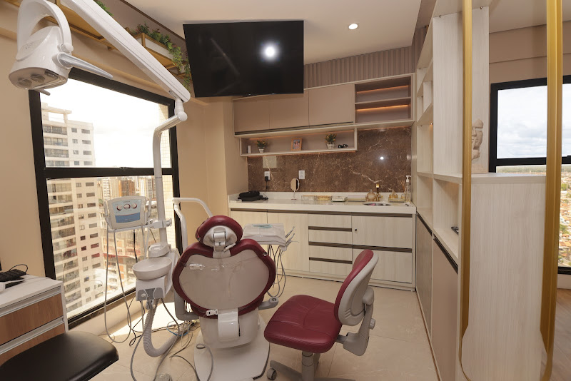 Foto 4 de Comesanha Odontologia - Implantes, Lentes de contato dental, Reabilitação Oral