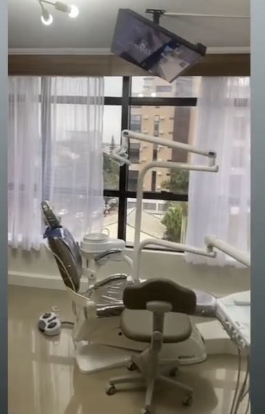 Foto 3 de Concept Odontologia e Estética | Implantes Dentários | Facetas em Resina | Próteses | Paranaguá - PR