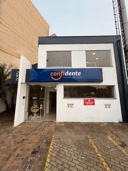 Foto 2 de Confidente Odontologia Unidade Centro - Dentista em Canoas