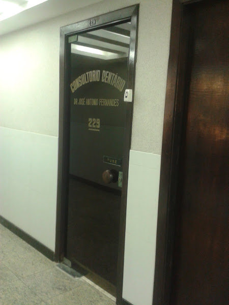 Foto 2 de Consultório Dentário Dr José António Fernandes