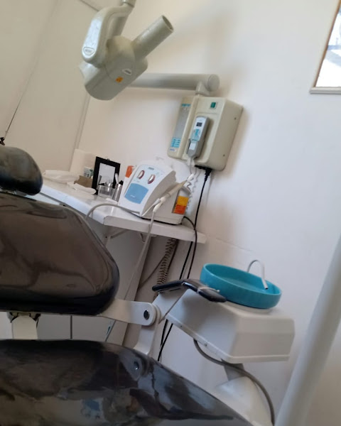 Foto 2 de Consultório Dentário Dra Adriana & Dra Andreia