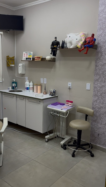 Foto 3 de Consultório Dentinho Saudável Dra Mari Meznarics