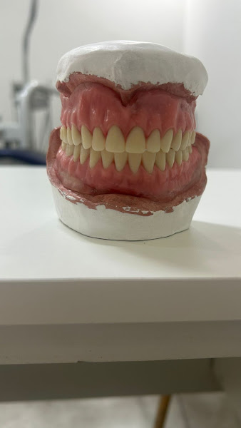 Foto 3 de Consultório Dr. Ribeiro Odonto (Cirurgião Dentista)