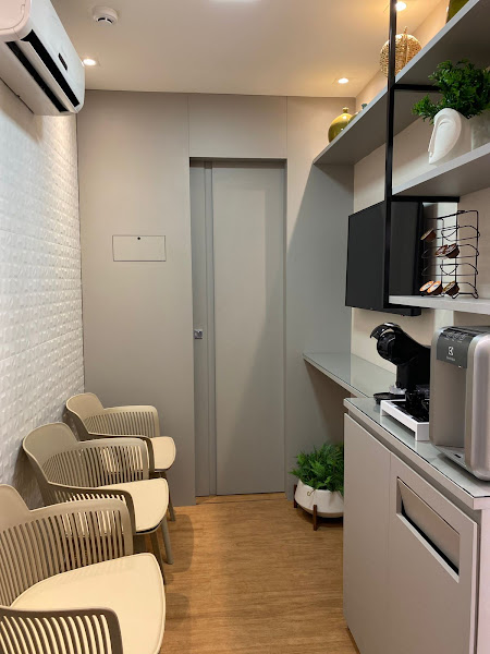 Foto 2 de Consultório Dr. Victor Sampaio - Facetas em Resina