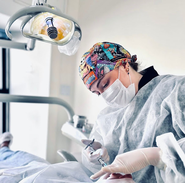 Foto 3 de Consultório Dra. Angelica Vaitsman | Dentista Tijuca | Implantes Dentários e Periodontia