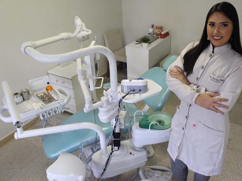 Foto de Consultório Dra Carla Maria Gallo Lamarão