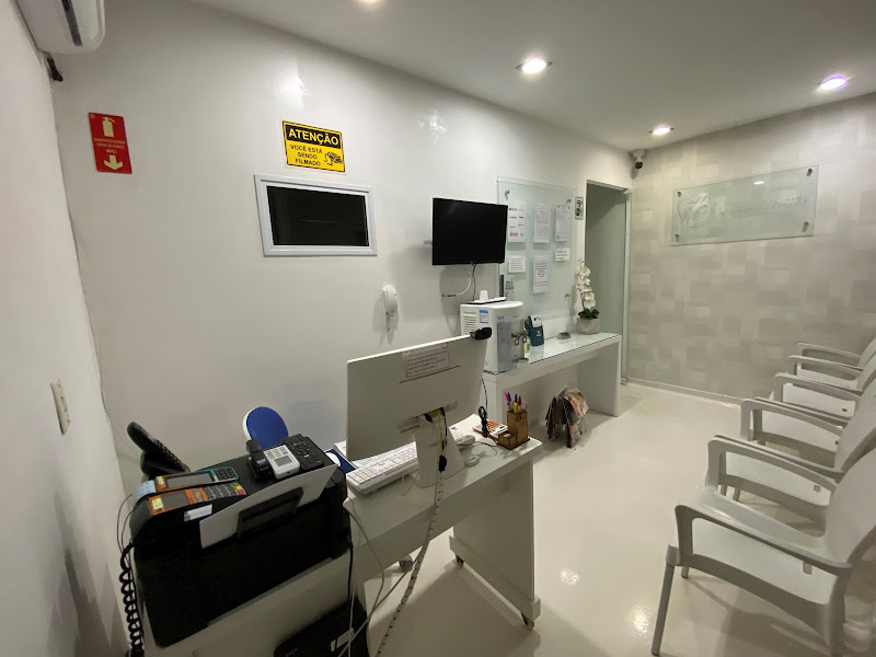 Foto 3 de Consultório Dra. Lívia Lima Bernardes - Dentista em Sumaré