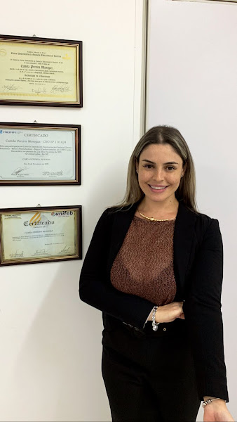 Foto 3 de CONSULTÓRIO MENEGAZ ODONTOLOGIA - CRO 110.624