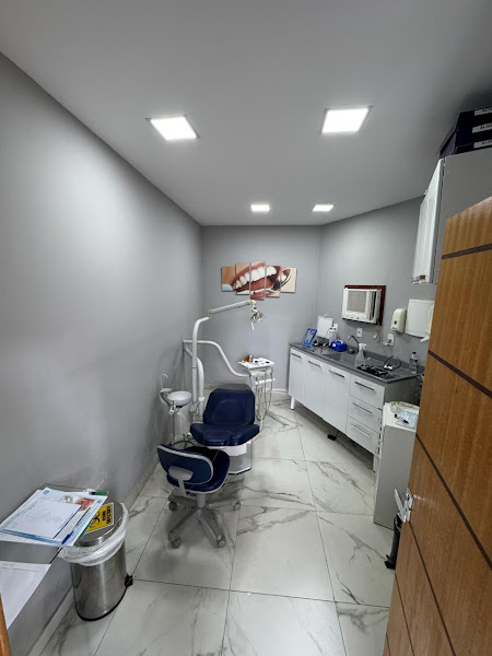 Foto 3 de Consultório Odontológico - Curicica Dr Lucas Boquimpani