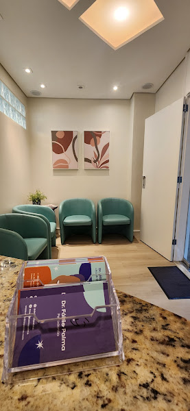 Foto 3 de Consultório Odontológico – Dentistas no Centro Histórico | Dra Ana Maria e Fábio Bertuol Palma | Clínica Geral e Periodontia