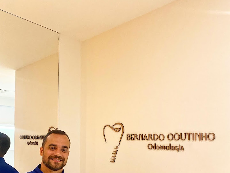 Foto de Consultório Odontológico Dr. Bernardo Coutinho | Dentista em Jacarepaguá | Implante Dentário | Emergência Odontológica