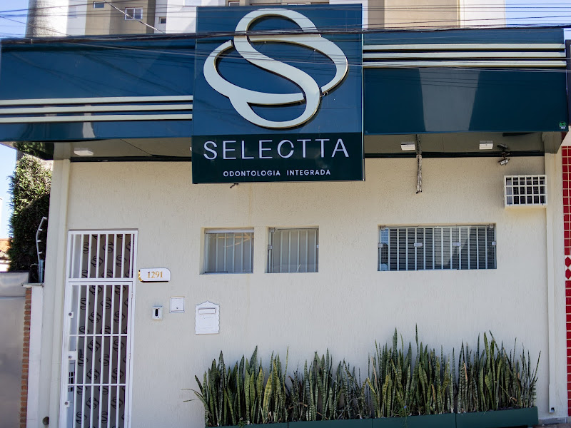 Foto 3 de consultorio odontologico Dr. Cleber Luis Semensato de Carvalho.