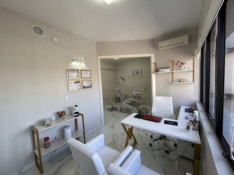 Foto 2 de Consultório Odontológico Dr. Douglas Heberlê - Cirurgião Dentista