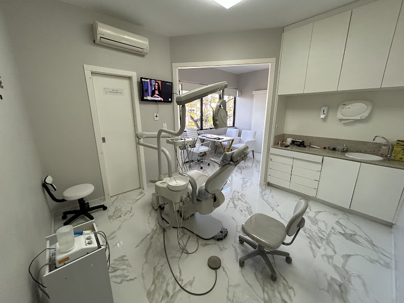 Foto 3 de Consultório Odontológico Dr. Douglas Heberlê - Cirurgião Dentista