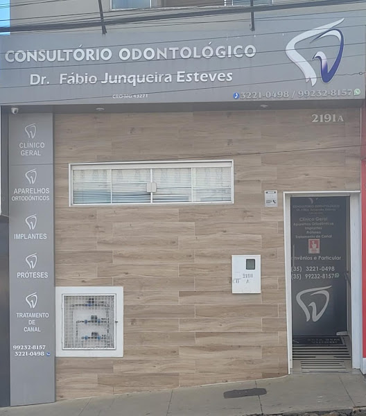 Foto 3 de Consultório Odontológico Dr. Fábio Junqueira Esteves